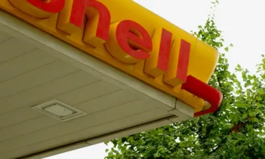 Shell to Lower Overall Spending by $15 Billion Over Three Years