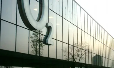 Telefónica Agrees Sale of O2 to Hutchison Whampoa